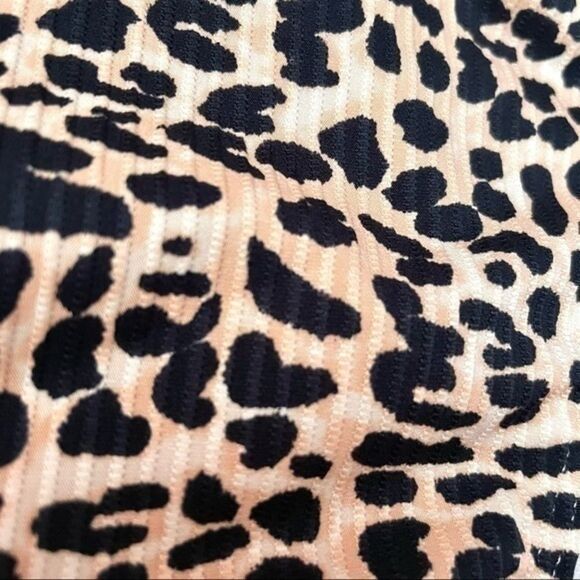 Hollister High Waist Bikini Bottoms - Picture 2 of 6